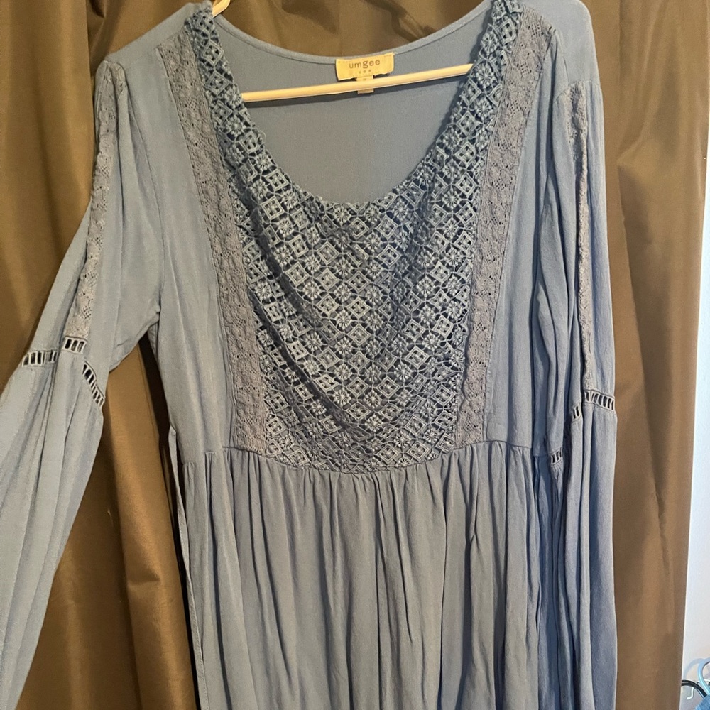 Blue dress